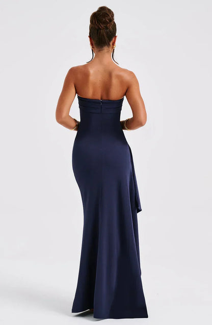 Maxi dress with twisted off-shoulder | Elegant & feminine